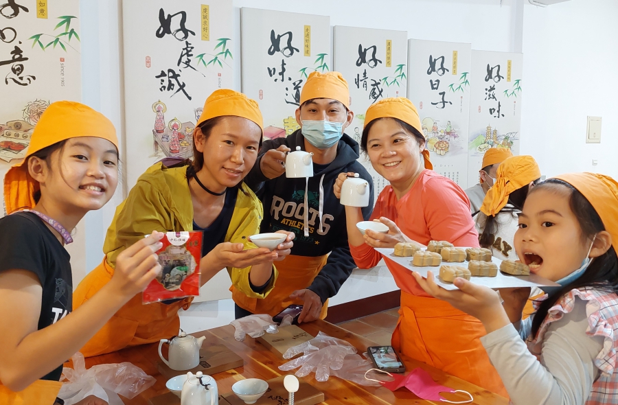 蓮潭燈會小旅行
