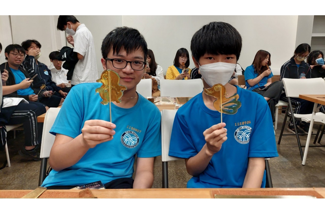 LINE_ALBUM_2023121楠梓高中（畫糖）_231207_32
