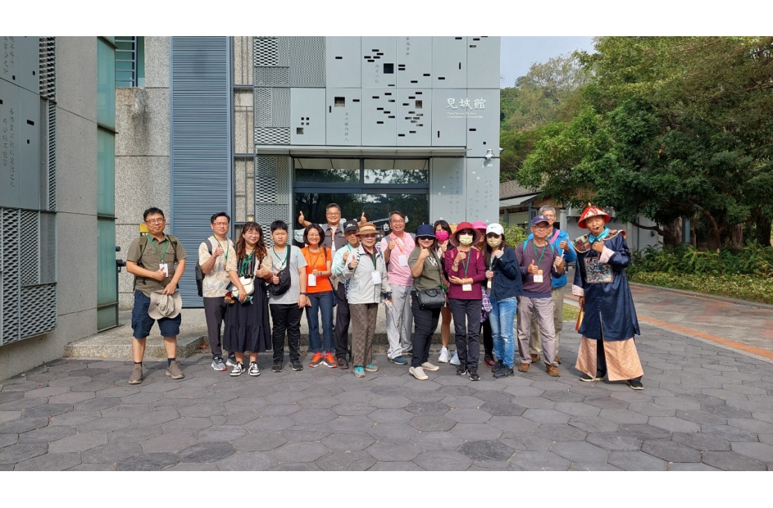 LINE_ALBUM_2023123第三隊（見城館）_231207_42