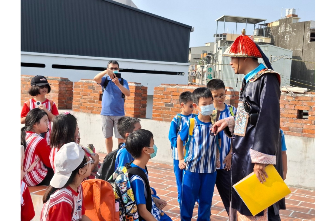 LINE_ALBUM_20241114東光國小走讀（蓮池潭 北門）_241119_11