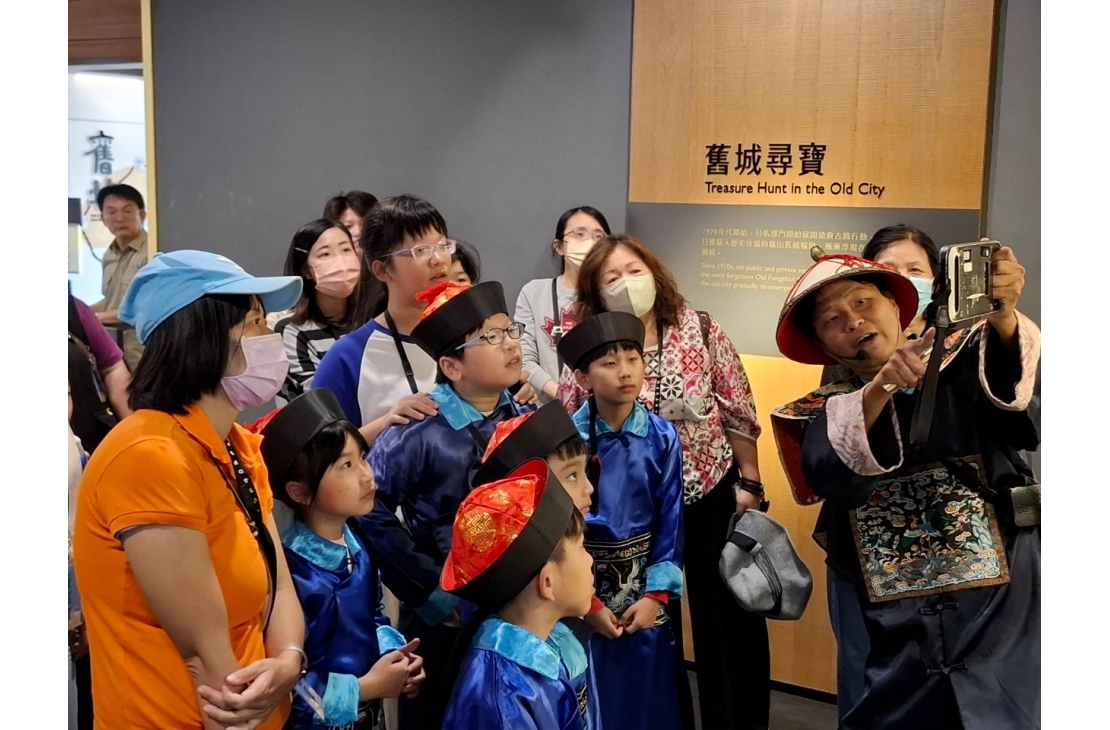 LINE_ALBUM_20241130張老師走讀_241203_57